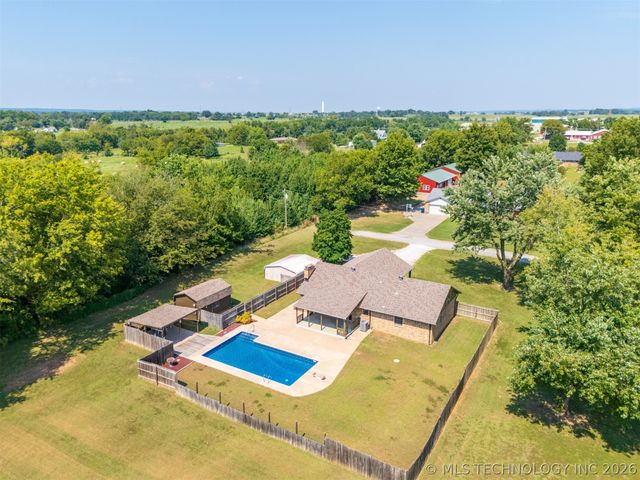 15536 E Anderson Drive, Inola, OK 74036