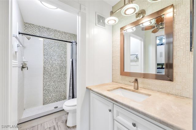 5767 Deauville CIR D301, Naples, FL 34112