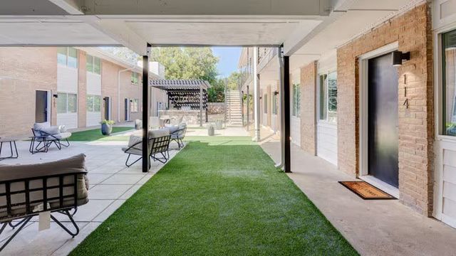 425 N Rosemont Avenue 105, Dallas, TX 75208