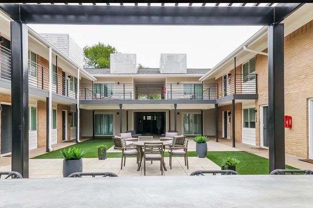 425 N Rosemont Avenue 105, Dallas, TX 75208