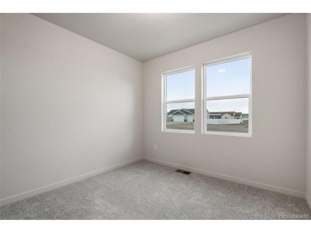728 E Campbell Ln, Pueblo, CO 81007