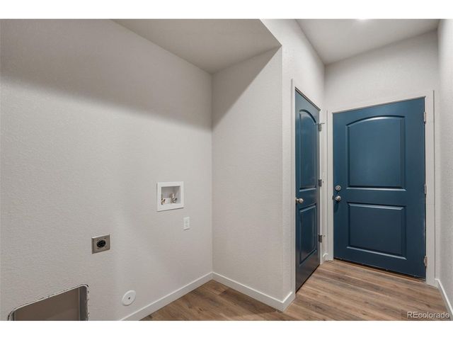 728 E Campbell Ln, Pueblo, CO 81007