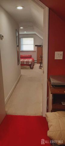 106 Maryknoll Route, Menlo Park Terrace, NJ 08840