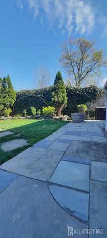 106 Maryknoll Route, Menlo Park Terrace, NJ 08840