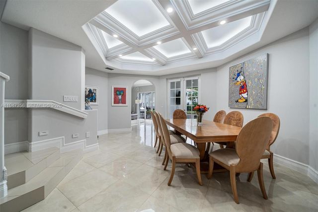 20920 NE 32nd Avenue, Aventura, FL 33180