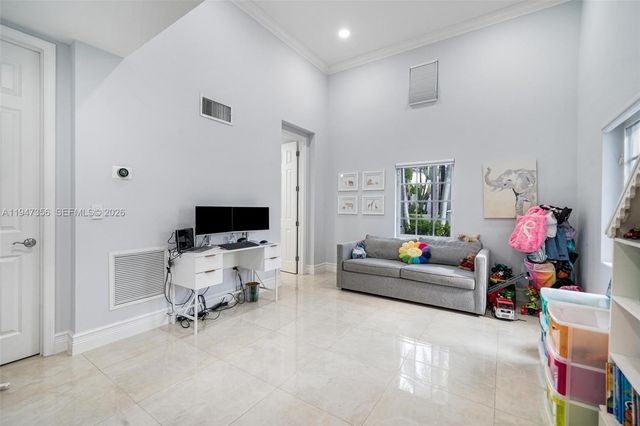 20920 NE 32nd Avenue, Aventura, FL 33180