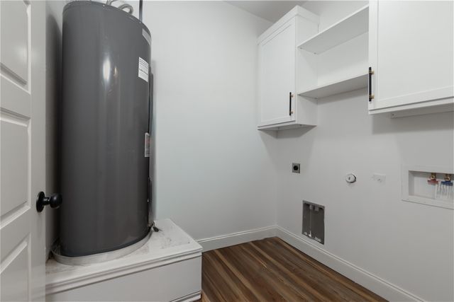 2823 Alaska Avenue, Dallas, TX 75216