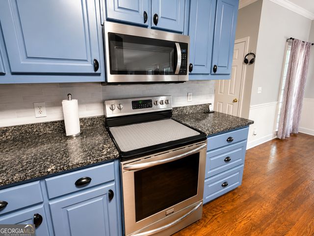 1156 Maple Creek Ridge, Loganville, GA 30052