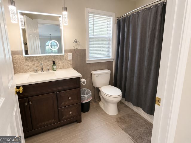 1156 Maple Creek Ridge, Loganville, GA 30052