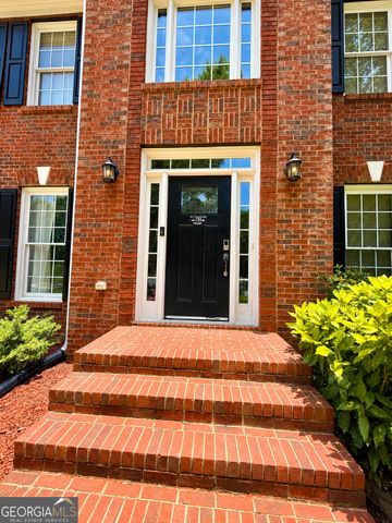 1156 Maple Creek Ridge, Loganville, GA 30052