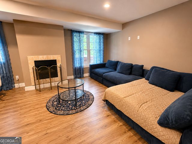 1156 Maple Creek Ridge, Loganville, GA 30052