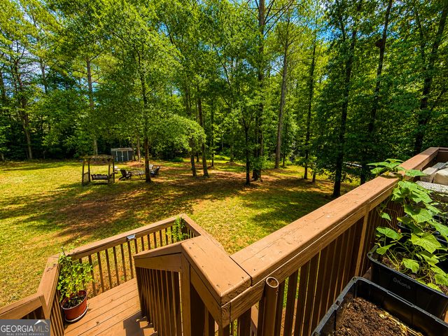 1156 Maple Creek Ridge, Loganville, GA 30052