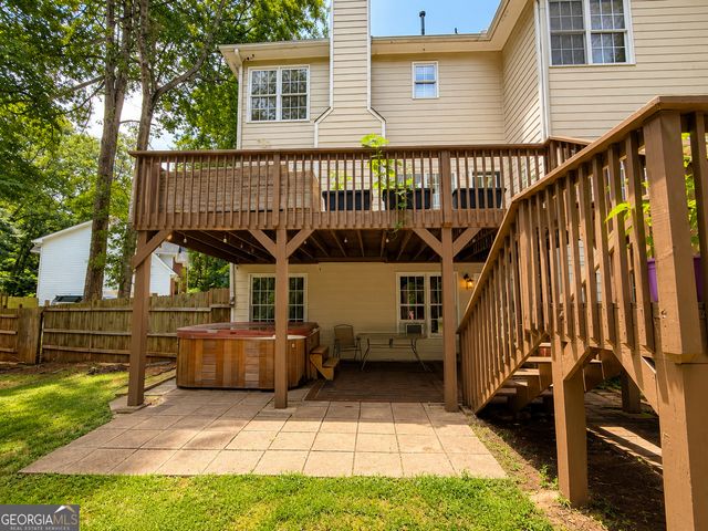 1156 Maple Creek Ridge, Loganville, GA 30052