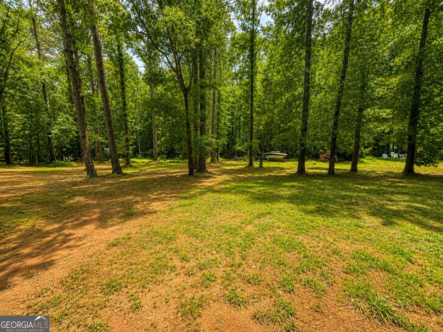 1156 Maple Creek Ridge, Loganville, GA 30052