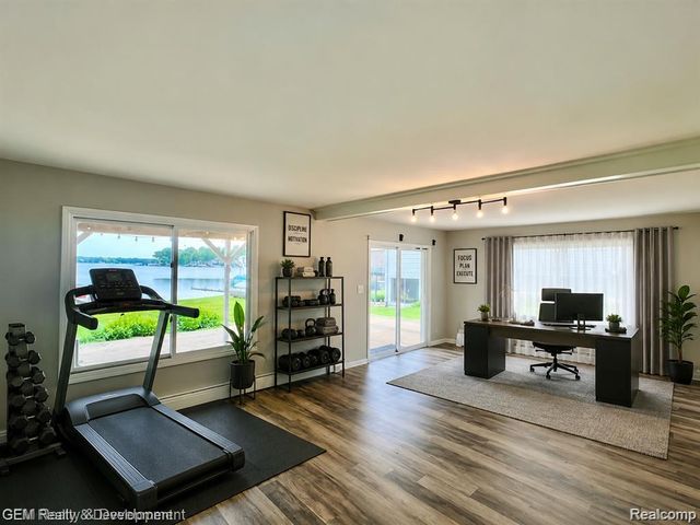 1869 Union Lake Road, Commerce Twp, MI 48382
