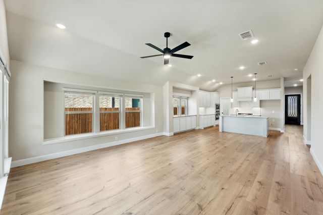 3312 Heathrow Road, Mesquite, TX 75181