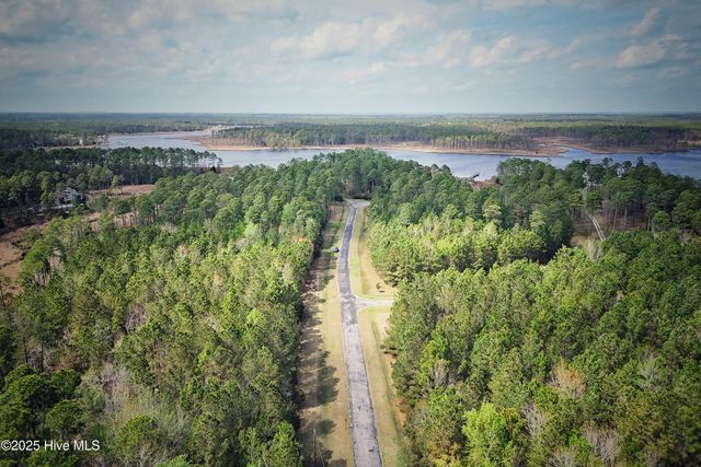 9 Windsong Way, Aurora, NC 27806