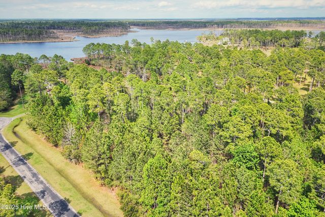 9 Windsong Way, Aurora, NC 27806