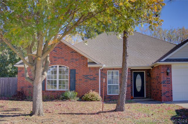1920 Richmond Drive, Bartlesville, OK 74006