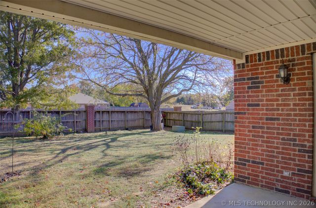 1920 Richmond Drive, Bartlesville, OK 74006