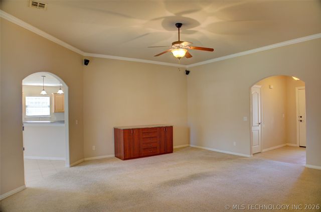 1920 Richmond Drive, Bartlesville, OK 74006