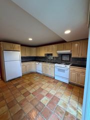 445 Old Stone Brk 445, Acton, MA 01718