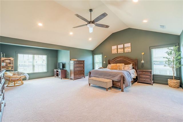 988 Spanish Moss Trail, Loganville, GA 30052