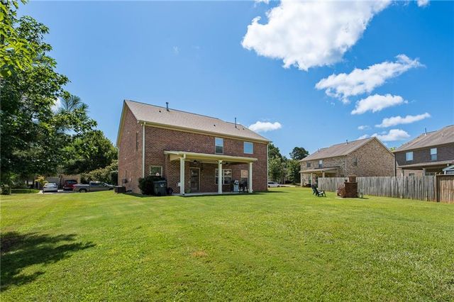 988 Spanish Moss Trail, Loganville, GA 30052