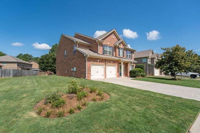 988 Spanish Moss Trail, Loganville, GA 30052