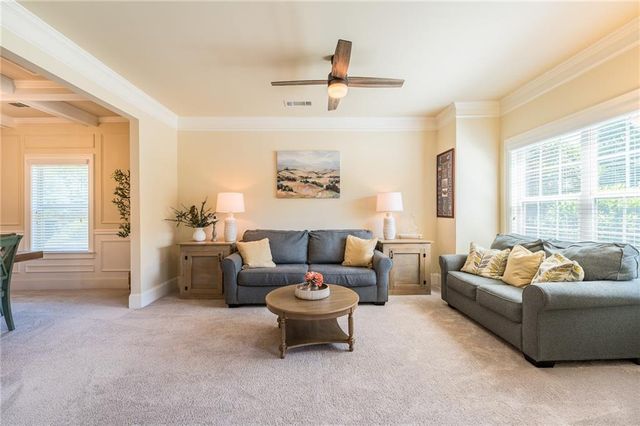 988 Spanish Moss Trail, Loganville, GA 30052