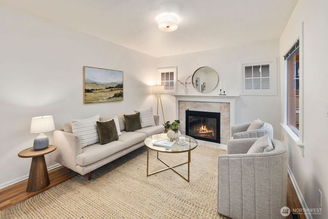 415 NE 60th Street, Seattle, WA 98115