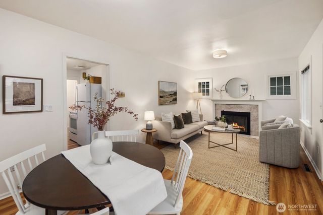 415 NE 60th Street, Seattle, WA 98115