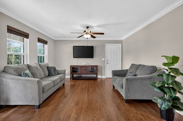 7232 Cane Hollow Rd, Hixson, TN 37343