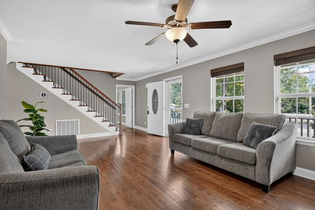 7232 Cane Hollow Rd, Hixson, TN 37343
