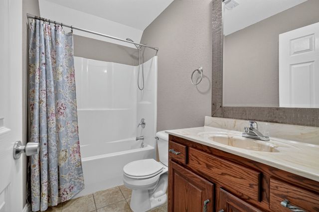 7232 Cane Hollow Rd, Hixson, TN 37343