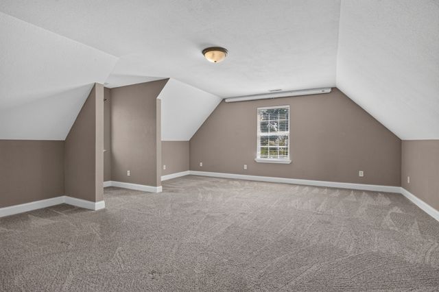 7232 Cane Hollow Rd, Hixson, TN 37343