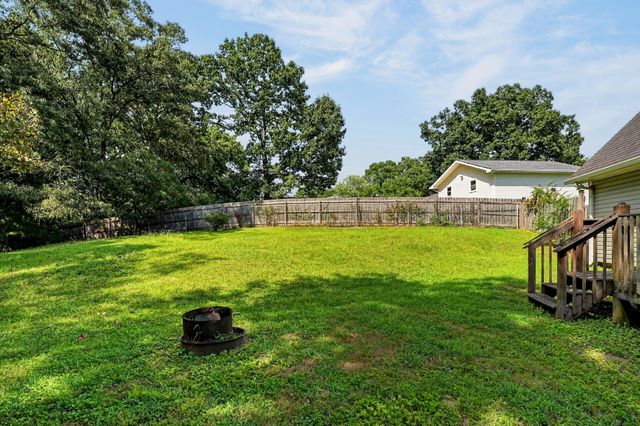 7232 Cane Hollow Rd, Hixson, TN 37343