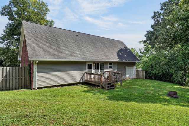 7232 Cane Hollow Rd, Hixson, TN 37343