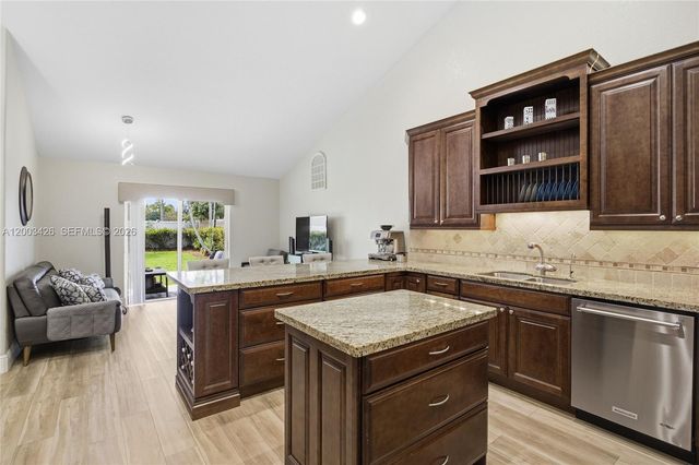 1190 Balboa Court 1190, Weston, FL 33326