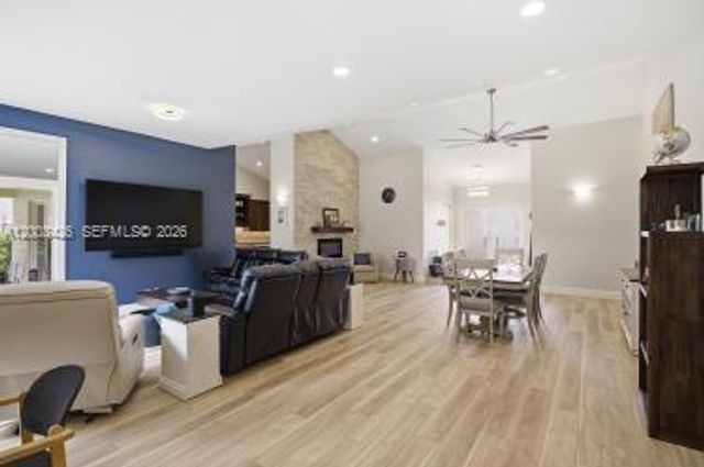 1190 Balboa Court 1190, Weston, FL 33326