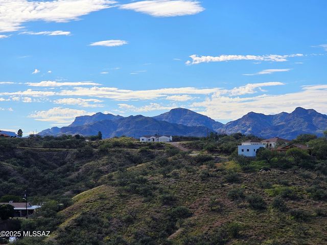 428 Via Encino, Rio Rico, AZ 85648