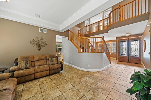 1060 Cambrian Pl, Brentwood, CA 94513