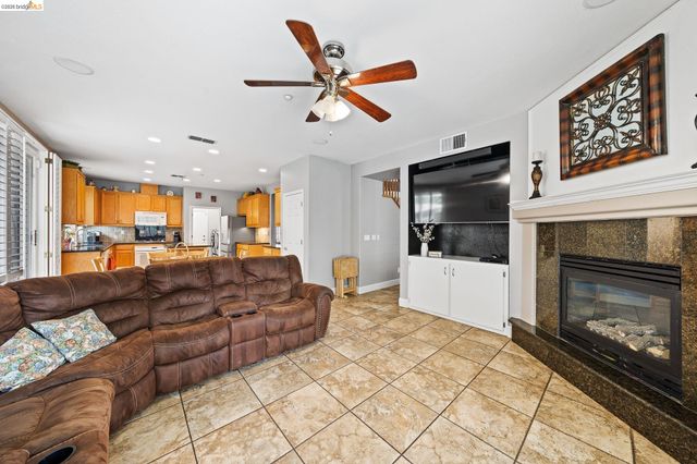 1060 Cambrian Pl, Brentwood, CA 94513