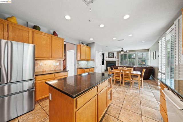 1060 Cambrian Pl, Brentwood, CA 94513