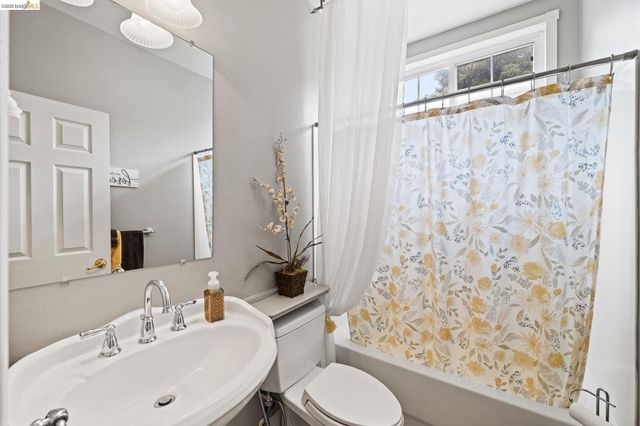 1060 Cambrian Pl, Brentwood, CA 94513