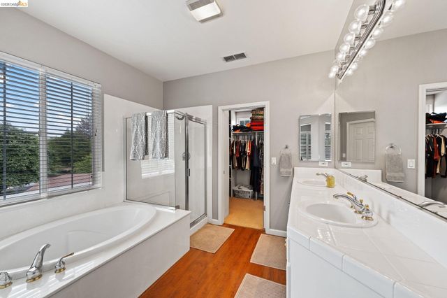 1060 Cambrian Pl, Brentwood, CA 94513