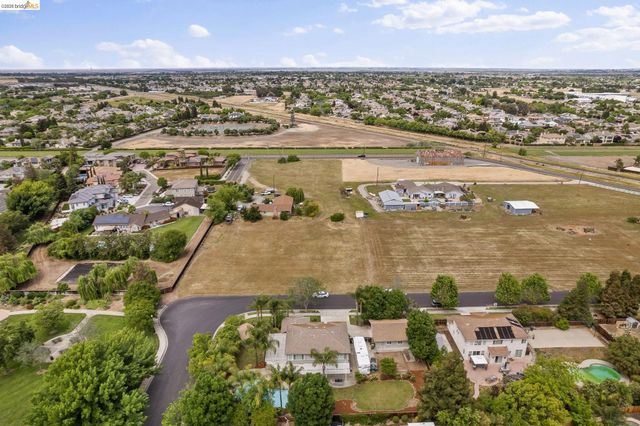 1060 Cambrian Pl, Brentwood, CA 94513