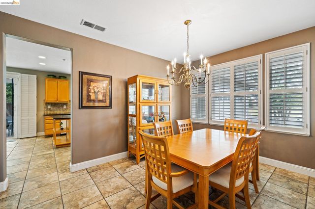 1060 Cambrian Pl, Brentwood, CA 94513