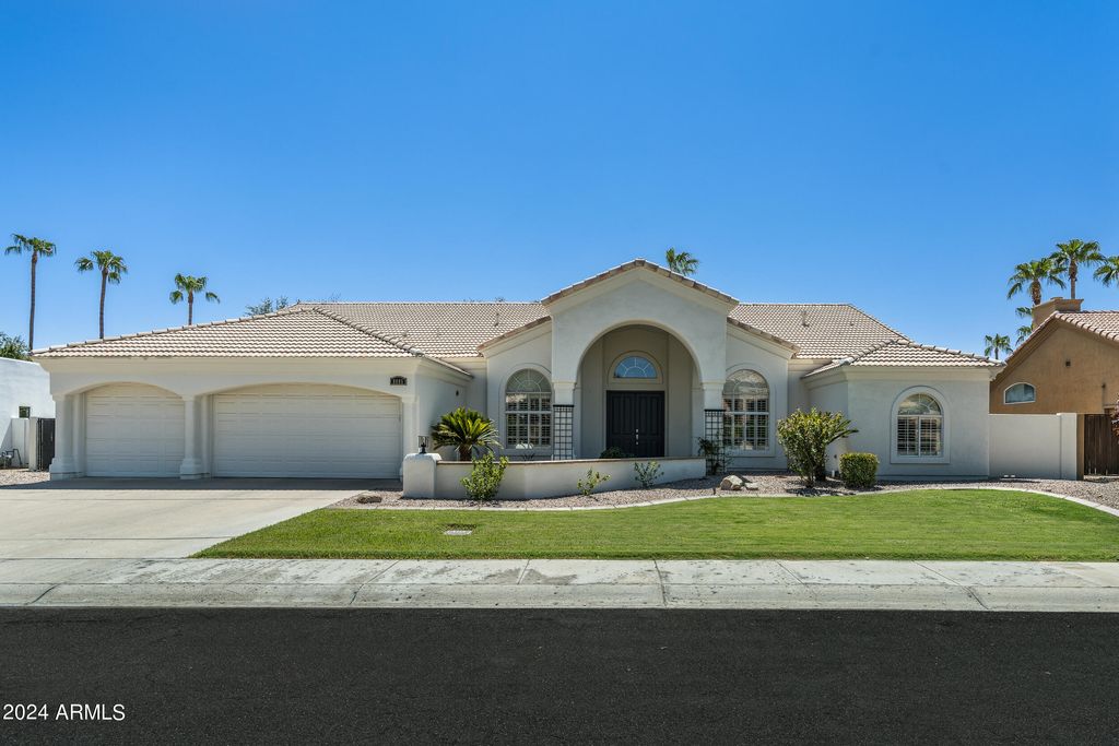 8685 E ASTER Drive, Scottsdale, AZ 85260