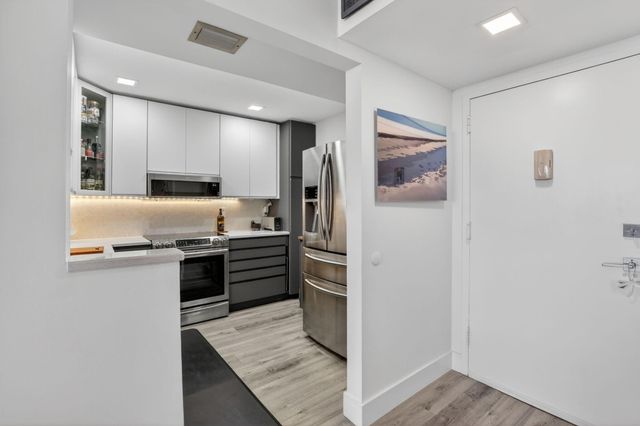 1160 N Federal Highway 1121, Fort Lauderdale, FL 33304